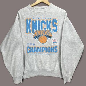 Vtg New York Knicks Basketball Sweatshirt 1973 NBA Finals Champions Shirt